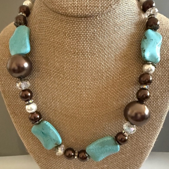 Southwestern Jewelry - Turquoise and Brown Beaded Howlite Statement Faux Pearl Necklace